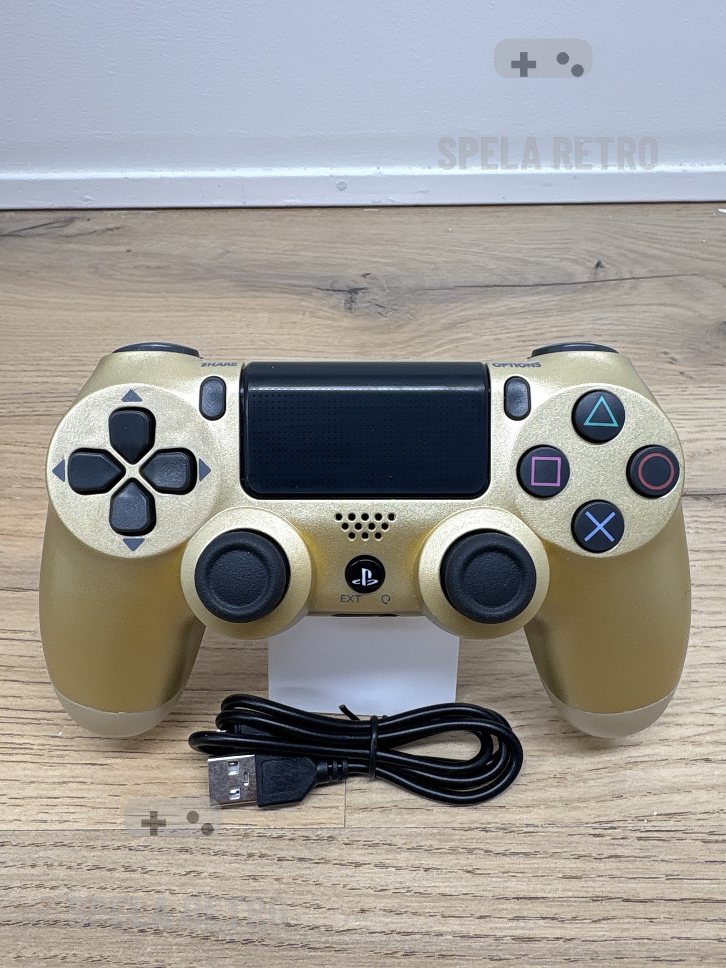 Playstation 4: 3e part handkontroller Guld