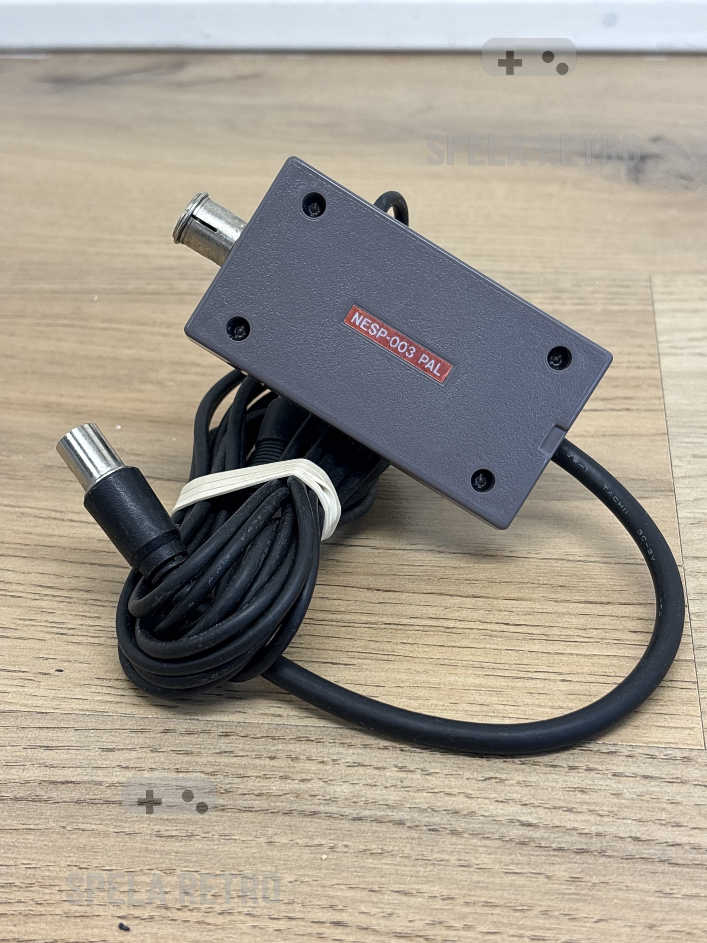 Nintendo NES: Antenn kabel