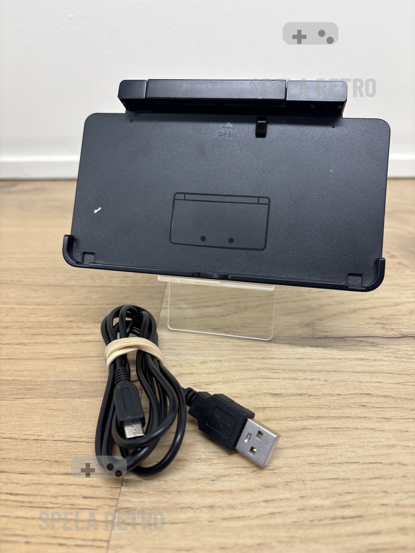 Nindendo 3ds station CTR-007