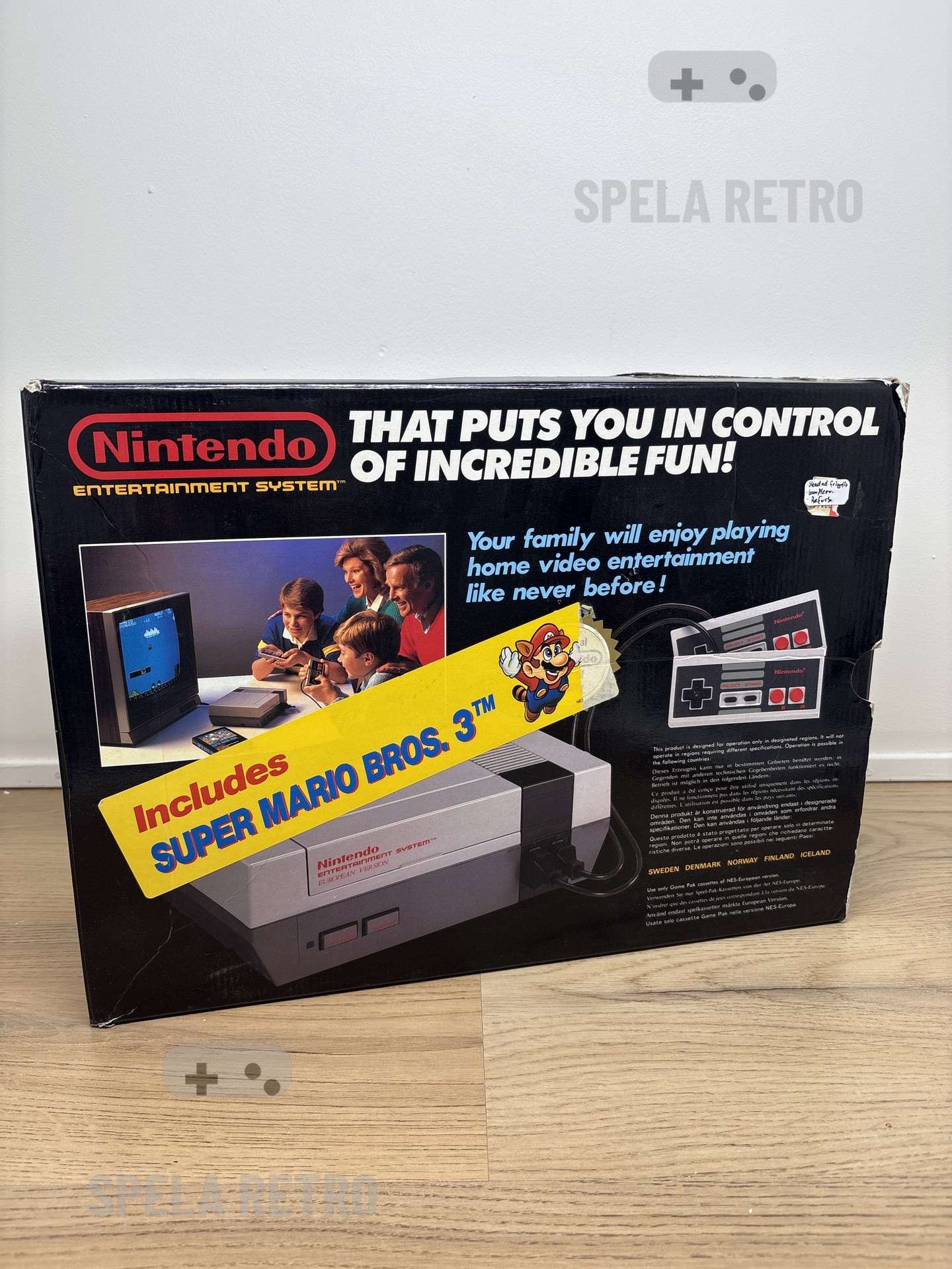 Nintendo Entertainment System - NES 8bit (Boxed)