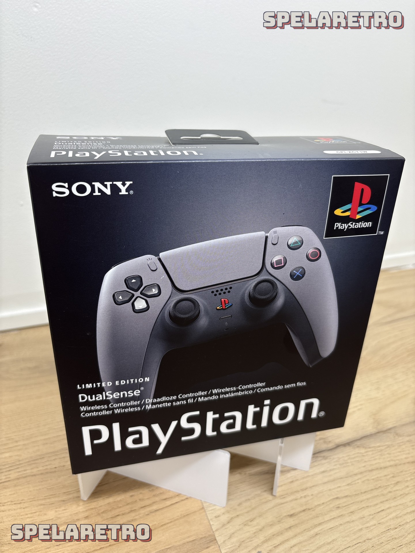 PlayStation DualSense - 30th Anniversary Edition